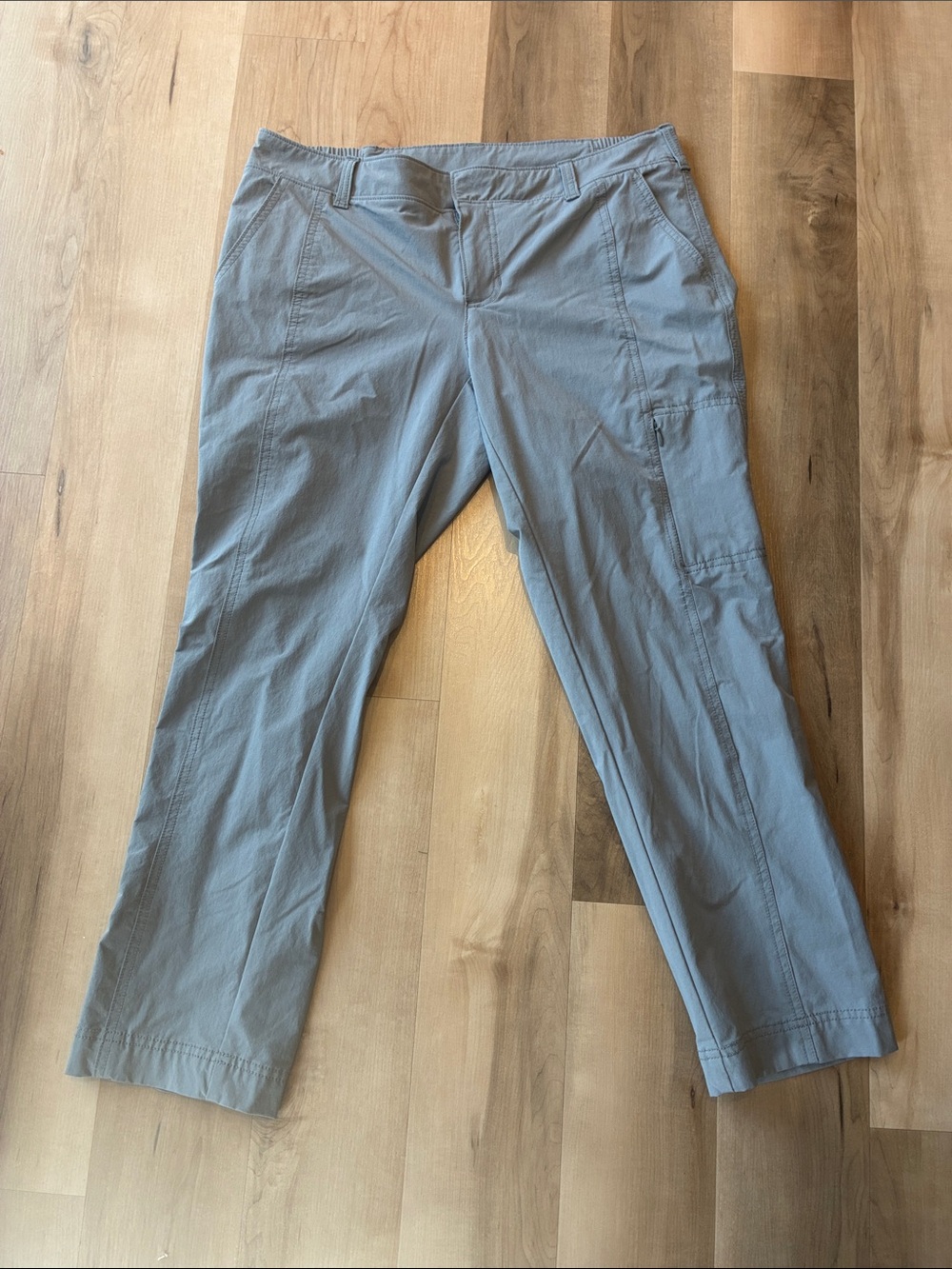 Athleta Slate Gray Cropped Utility Pants
